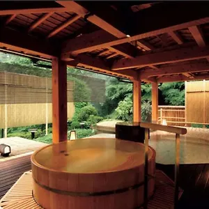 hotel-nanpuso.hotelshakone.com/