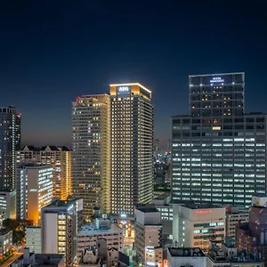Apa & Namba Ekimae Tower 호텔
